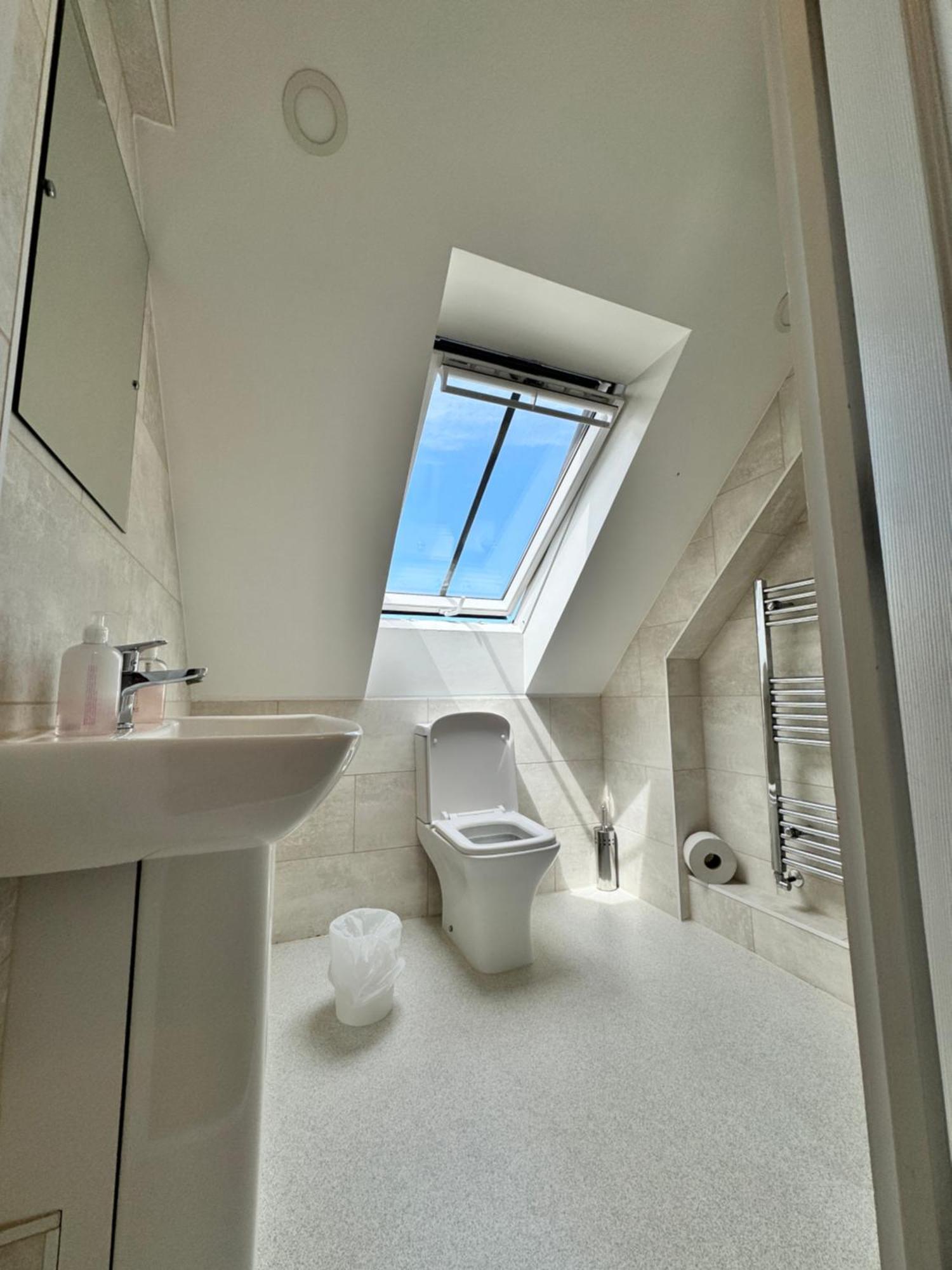 Relaxing Airport Rooms Stanwell Ngoại thất bức ảnh